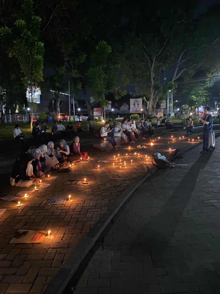 Solidaritas untuk Pekerja Rumah Tangga_Aksi 1000 Lilin di Kota Palu 3 - YGS